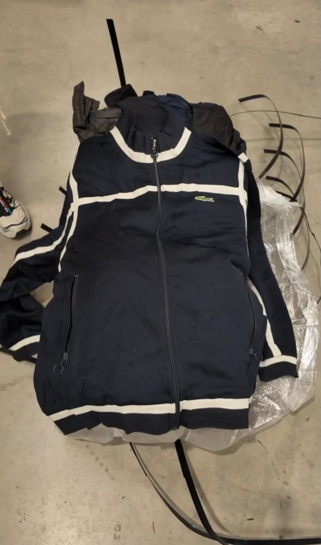 25x PREMIUM BRANDED JACKET MIX (FREE SHIPPING)