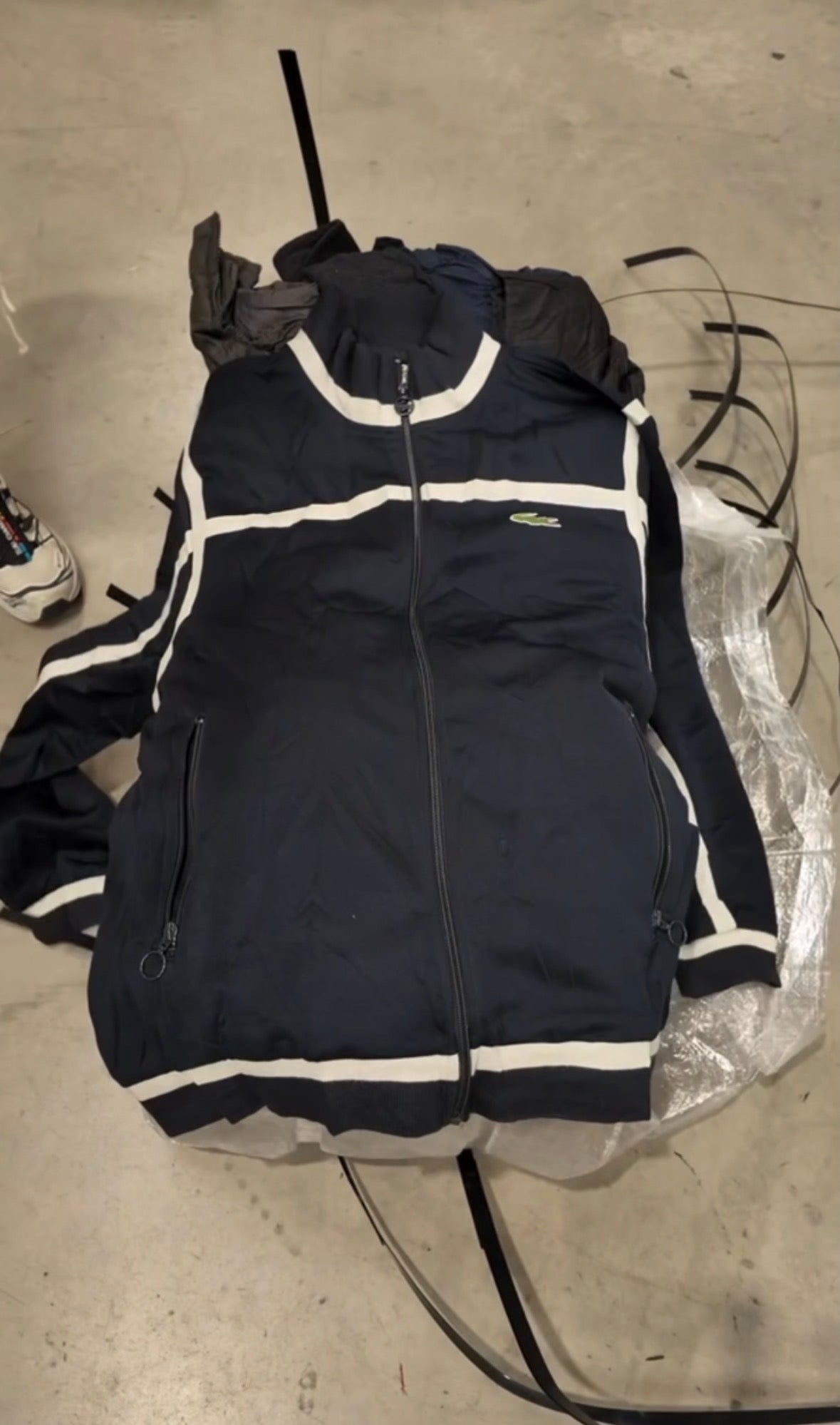 25x PREMIUM BRANDED JACKET MIX (FREE SHIPPING)
