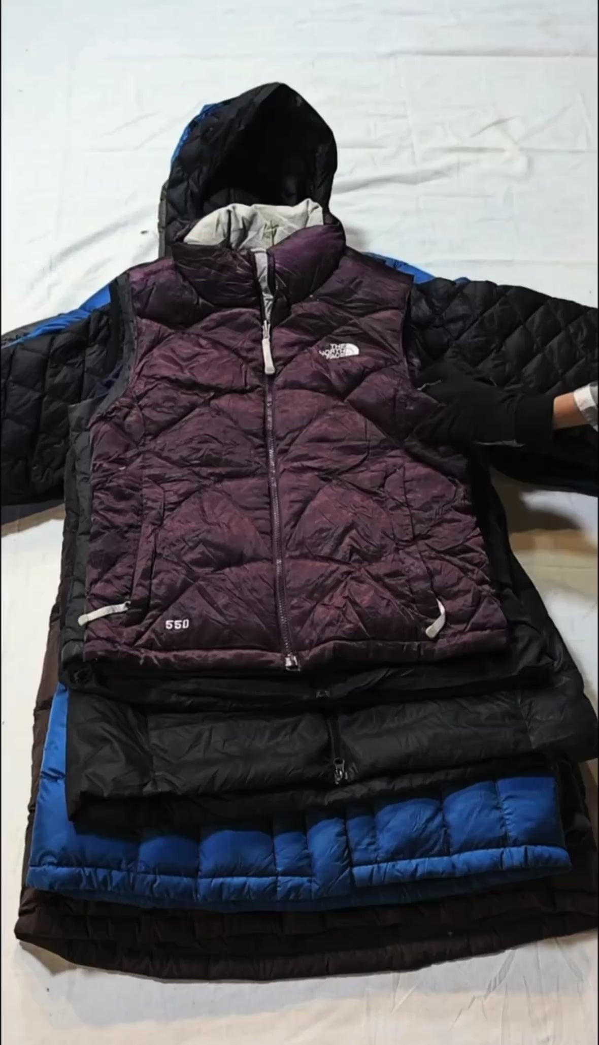 15x NORTH FACE PUFFER JACKETS (FREE DELIVERY)