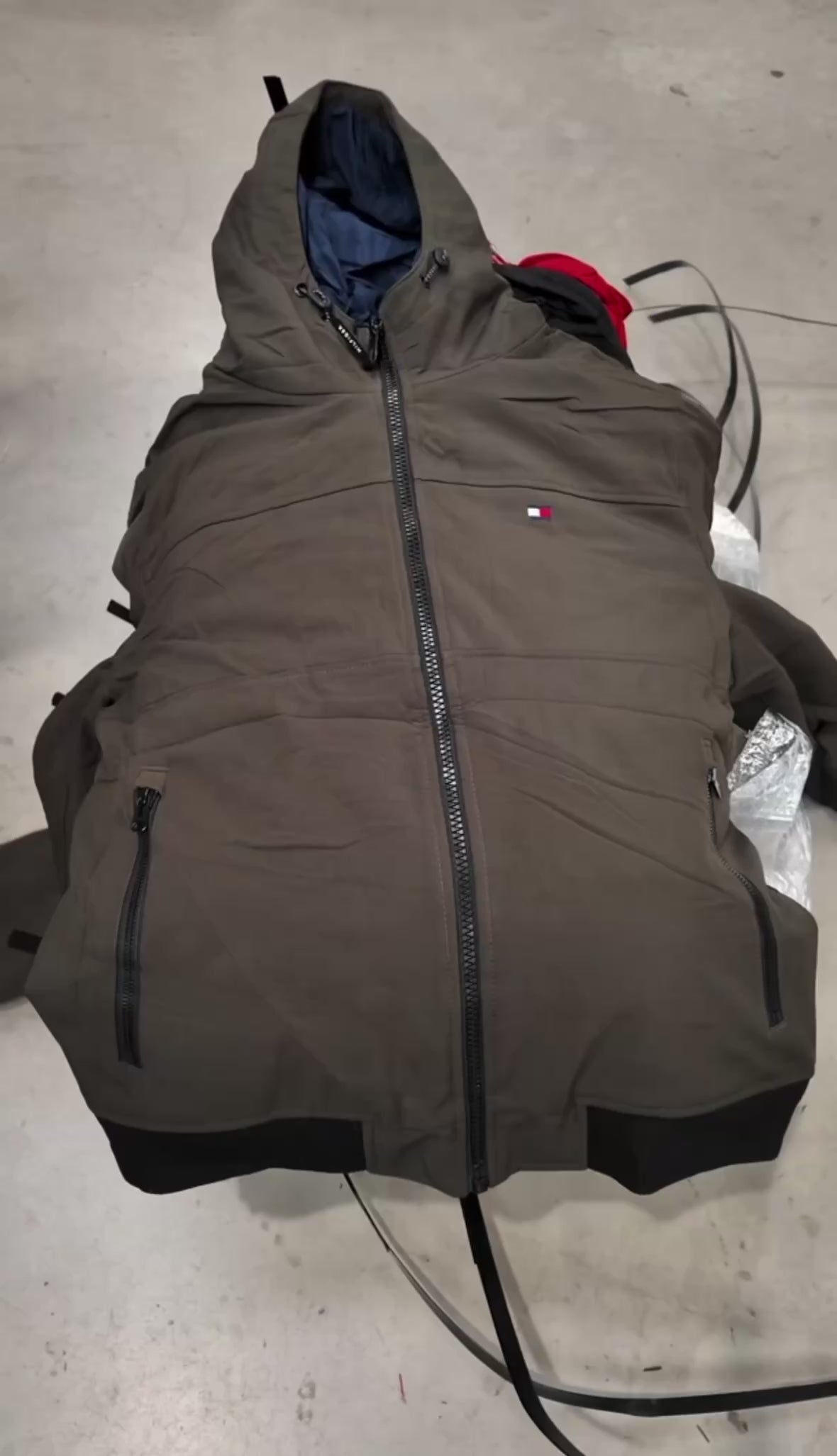 25x PREMIUM BRANDED JACKET MIX (FREE SHIPPING)